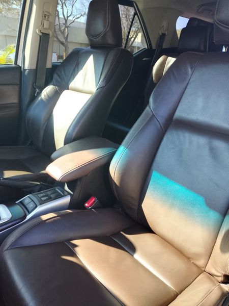 2020-Toyota-Fortuner-24-GD-6-Raised-Body-Auto_21