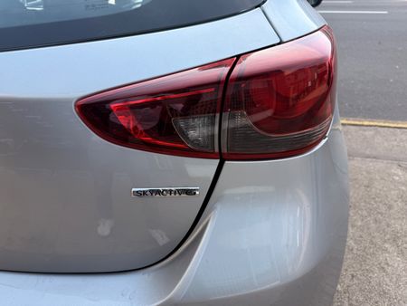2021-Mazda-2-15-Individual-5-dr_5
