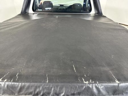 2019-Nissan-NP200-16_11