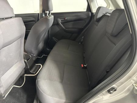 2021-Toyota-Urban-Cruiser-15-Xi_3