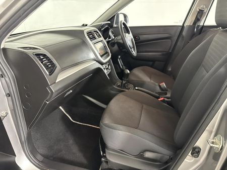 2021-Toyota-Urban-Cruiser-15-Xi_6