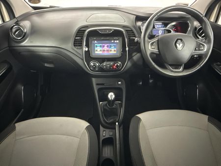 2017-Renault-Captur-15-dCi-Dynamique-5-dr-66kW_1