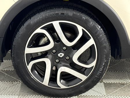 2017-Renault-Captur-15-dCi-Dynamique-5-dr-66kW_4
