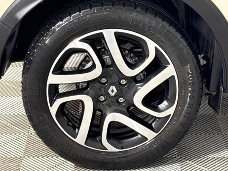 2017-Renault-Captur-15-dCi-Dynamique-5-dr-66kW_7