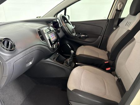 2017-Renault-Captur-15-dCi-Dynamique-5-dr-66kW_8