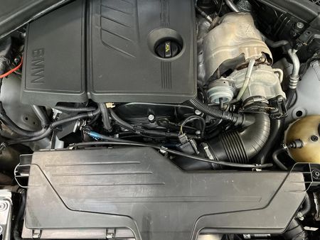 2015-BMW-1-Series-116i-5-dr-Auto_12
