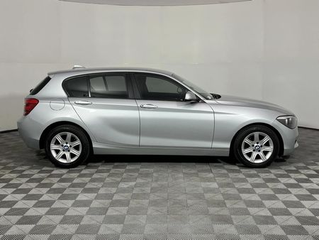 2015-BMW-1-Series-116i-5-dr-Auto_16