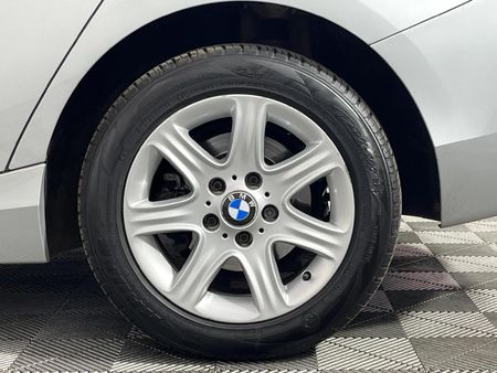 2015-BMW-1-Series-116i-5-dr-Auto_6