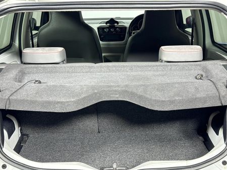 2018-Volkswagen-Up-Beats-10-5-dr_12