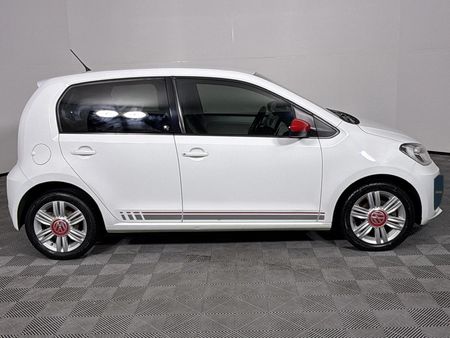 2018-Volkswagen-Up-Beats-10-5-dr_15
