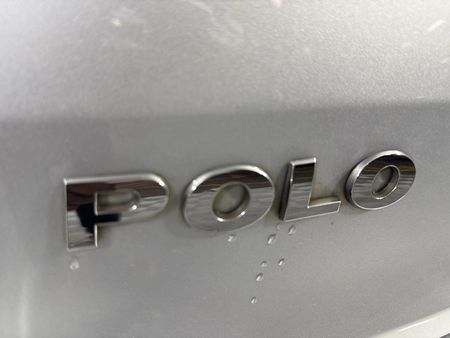2017-Volkswagen-Polo-GP-12-TSI-Trendline-66kW_11