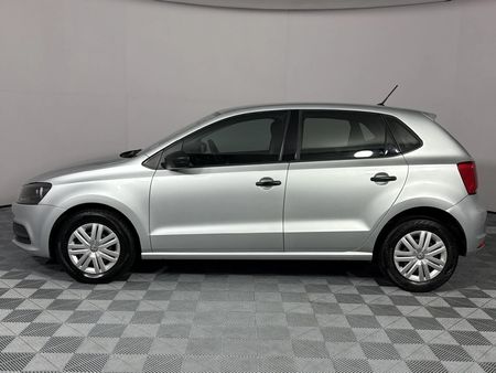 2017-Volkswagen-Polo-GP-12-TSI-Trendline-66kW_18