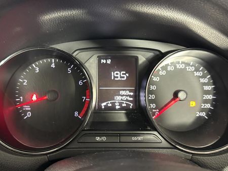 2017-Volkswagen-Polo-GP-12-TSI-Trendline-66kW_2