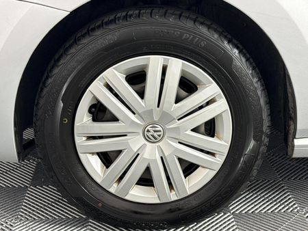 2017-Volkswagen-Polo-GP-12-TSI-Trendline-66kW_4