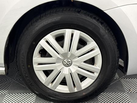 2017-Volkswagen-Polo-GP-12-TSI-Trendline-66kW_5