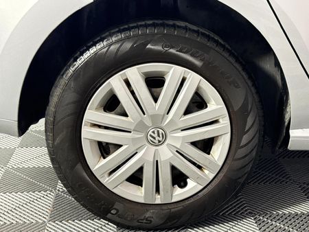 2017-Volkswagen-Polo-GP-12-TSI-Trendline-66kW_7