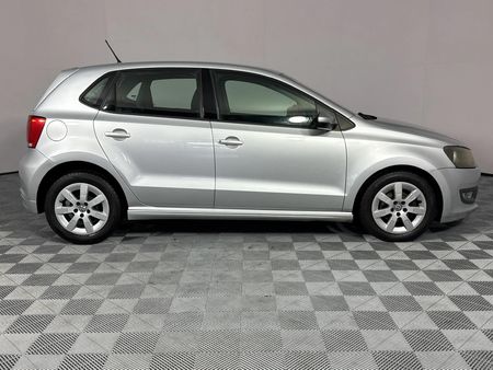 2012-Volkswagen-Polo-12-TDI-Bluemotion-5-dr_15