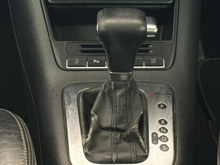 2009-Volkswagen-Tiguan-20-TDI-Sport-Style-4Motion-Auto_10