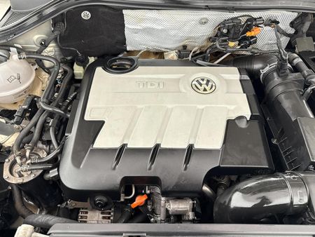 2009-Volkswagen-Tiguan-20-TDI-Sport-Style-4Motion-Auto_12