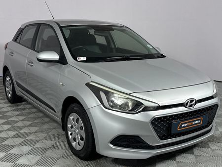 2017-Hyundai-i20-12-Motion_16