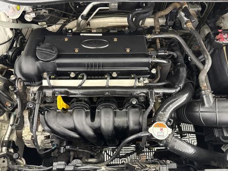 2012-Kia-Rio-14-Tec-5-dr_12