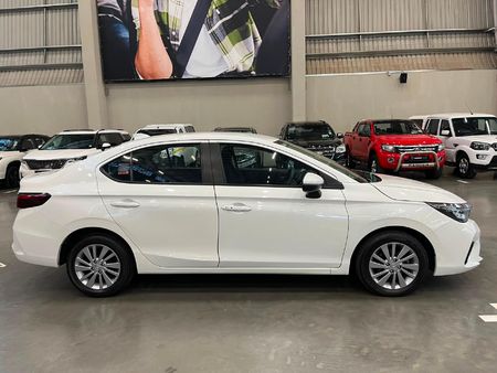2024-Honda-Ballade-15-comfort-Auto_1