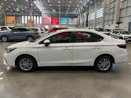 2024-Honda-Ballade-15-comfort-Auto_5
