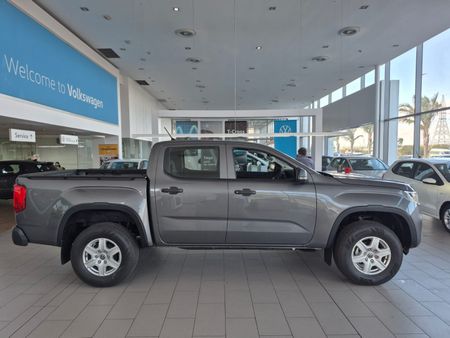 2026-Volkswagen-Amarok-Base-Amarok-Double-cab_1
