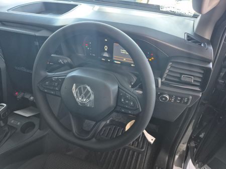 2026-Volkswagen-Amarok-Base-Amarok-Double-cab_4