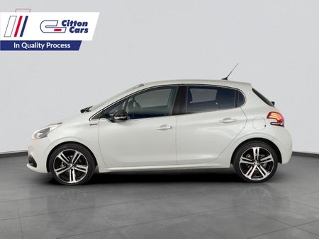 2020-Peugeot-208-12T-PureTech-GT-Line-Auto-5-dr_1