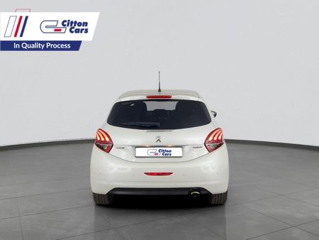 2020-Peugeot-208-12T-PureTech-GT-Line-Auto-5-dr_3
