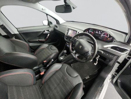 2020-Peugeot-208-12T-PureTech-GT-Line-Auto-5-dr_6