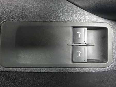 2026-Volkswagen-Polo-Vivo-14-Life_15
