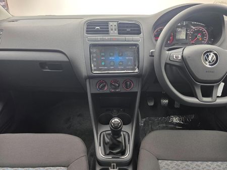 2026-Volkswagen-Polo-Vivo-14-Life_25