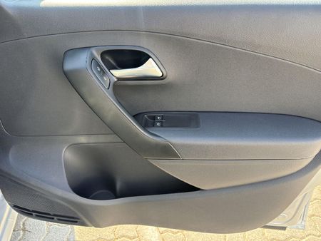 2026-Volkswagen-Polo-Vivo-14-Life_16