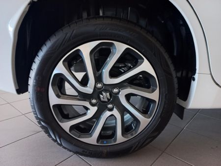 2025-Suzuki-Baleno-15-GLX-Auto_10