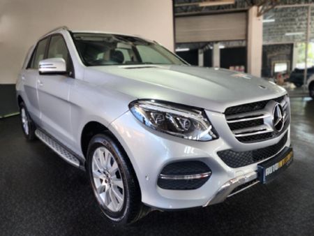 2017-Mercedes-Benz-GLE-250d-4Matic_2