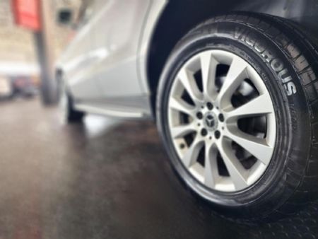 2017-Mercedes-Benz-GLE-250d-4Matic_6
