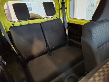 2023-Suzuki-Jimny-15-GLX_16