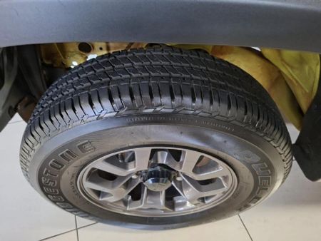 2023-Suzuki-Jimny-15-GLX_6