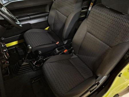 2023-Suzuki-Jimny-15-GLX_7