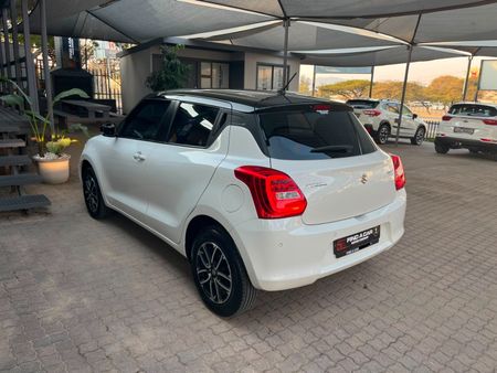 2024-Suzuki-Swift-12-GLX_3