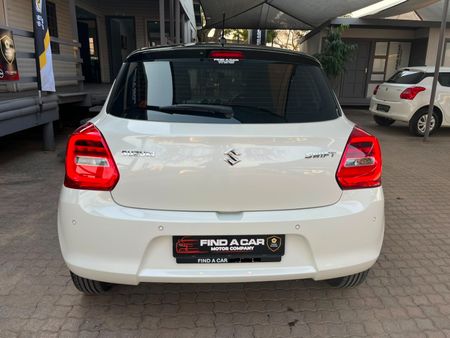 2024-Suzuki-Swift-12-GLX_4