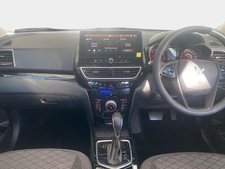 2026-Mahindra-XUV-3XO-12T-MX3-Auto_10