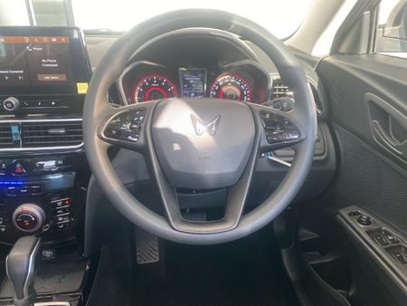 2026-Mahindra-XUV-3XO-12T-MX3-Auto_14