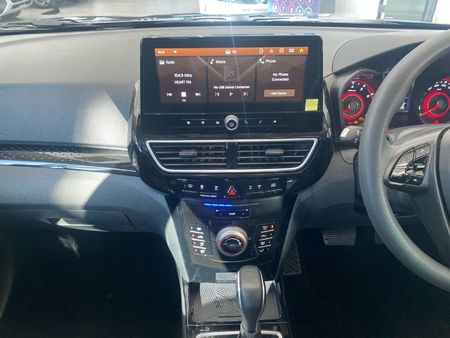 2026-Mahindra-XUV-3XO-12T-MX3-Auto_12