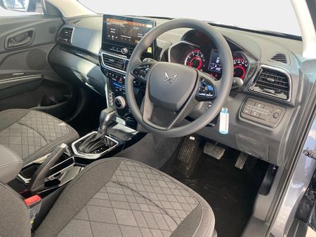 2026-Mahindra-XUV-3XO-12T-MX3-Auto_7