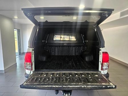2018-Toyota-Hilux-28-GD-6-Raider-4x4-Double-Cab-Auto_13
