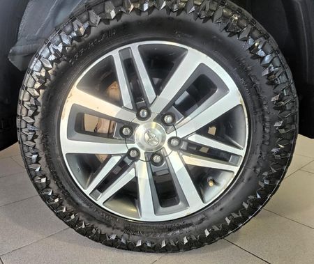 2018-Toyota-Hilux-28-GD-6-Raider-4x4-Double-Cab-Auto_8
