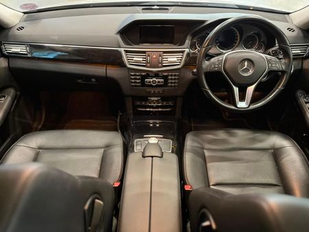 2012-Mercedes-Benz-E-Class-E-250-CDI-BE_11